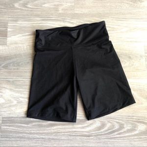 VICTORIA’s SECRET SPORT black bike shorts